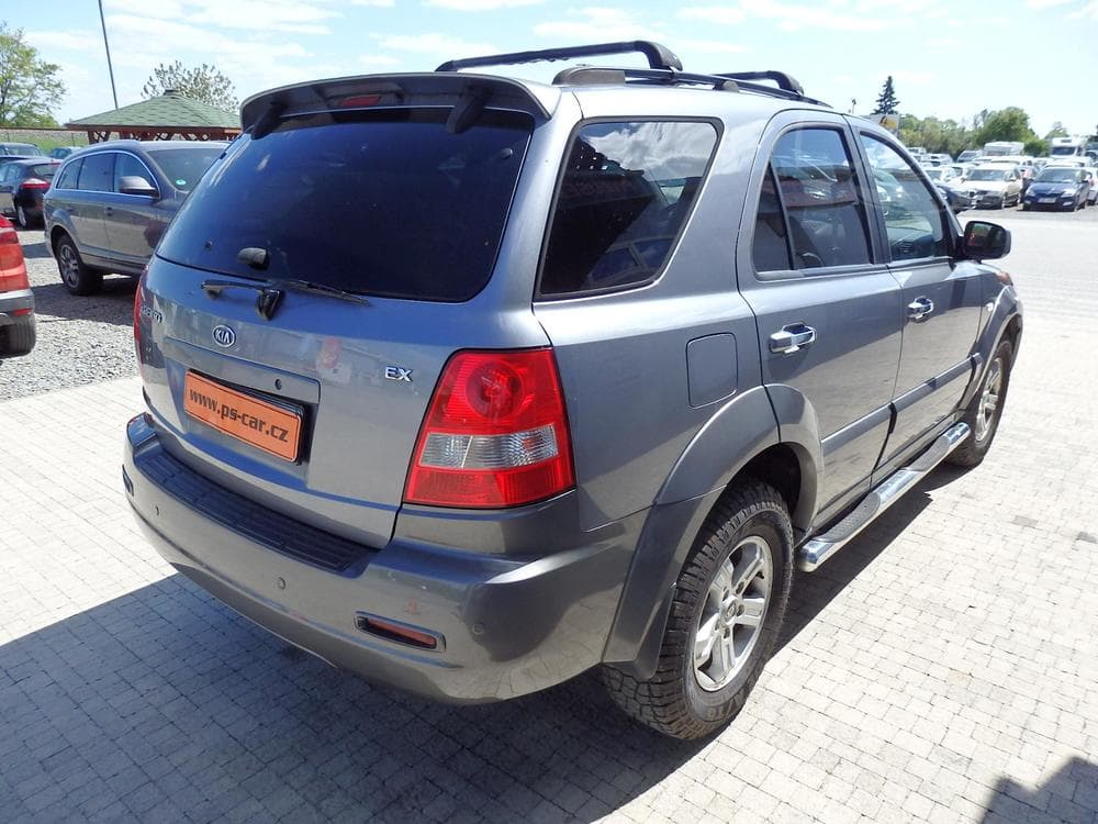 2004 Kia SORENTO - 4