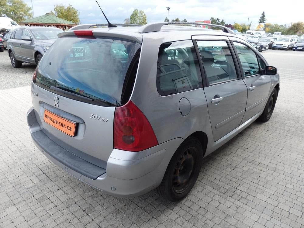 2004 Peugeot 307 - 4