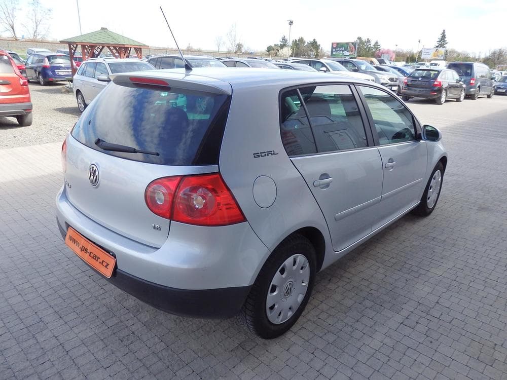 2006 Volkswagen GOLF - 4