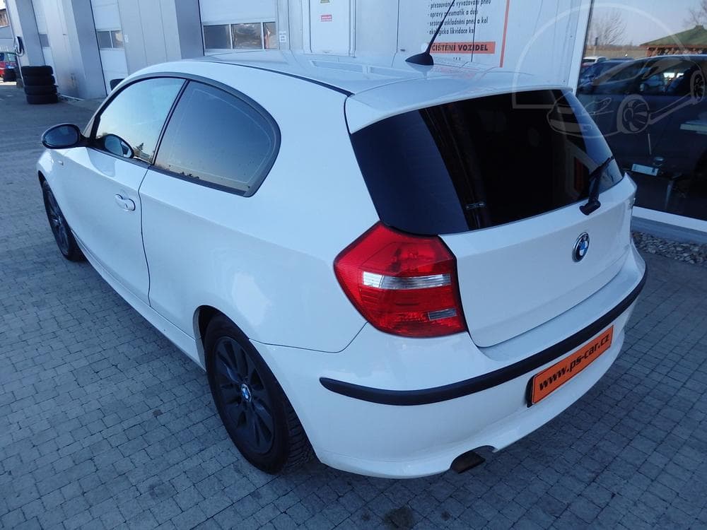 2009 BMW 1-Series - 9
