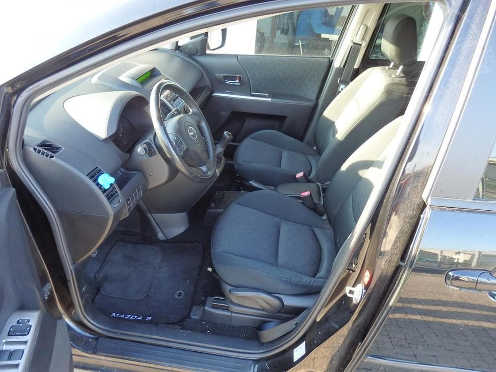 2008 Mazda 5 - 6