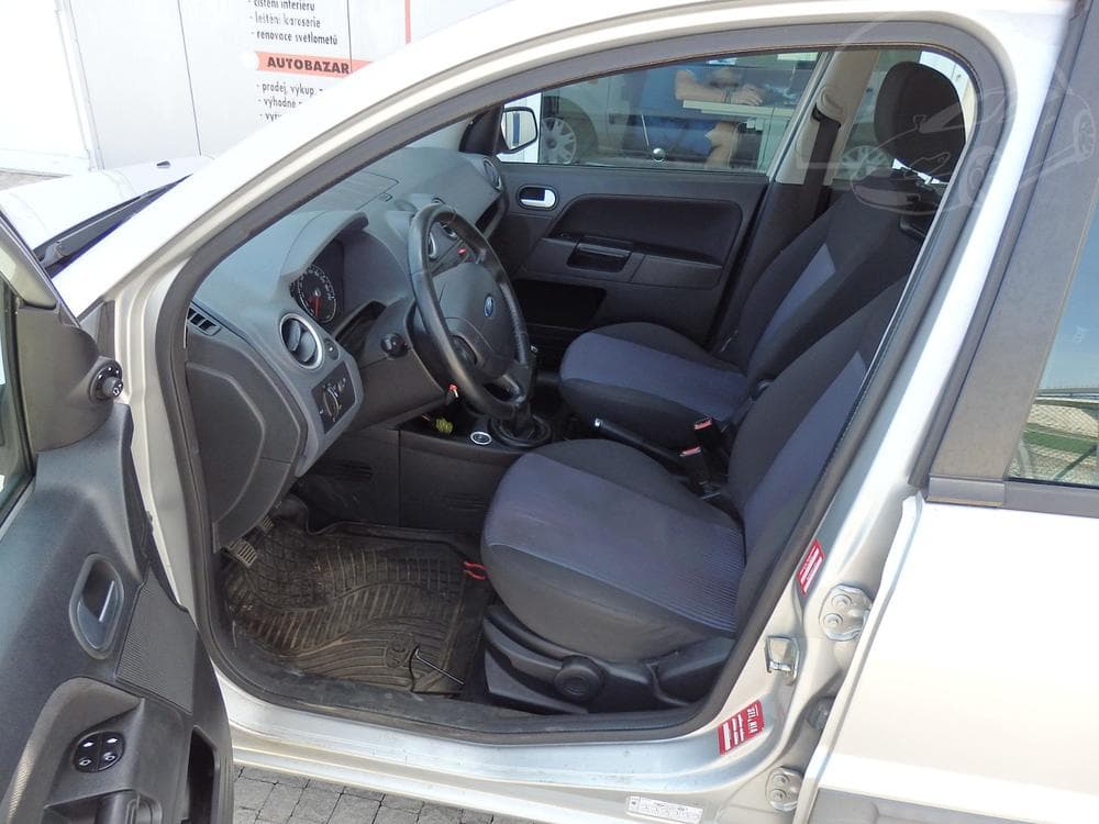 2006 Ford FUSION - 6