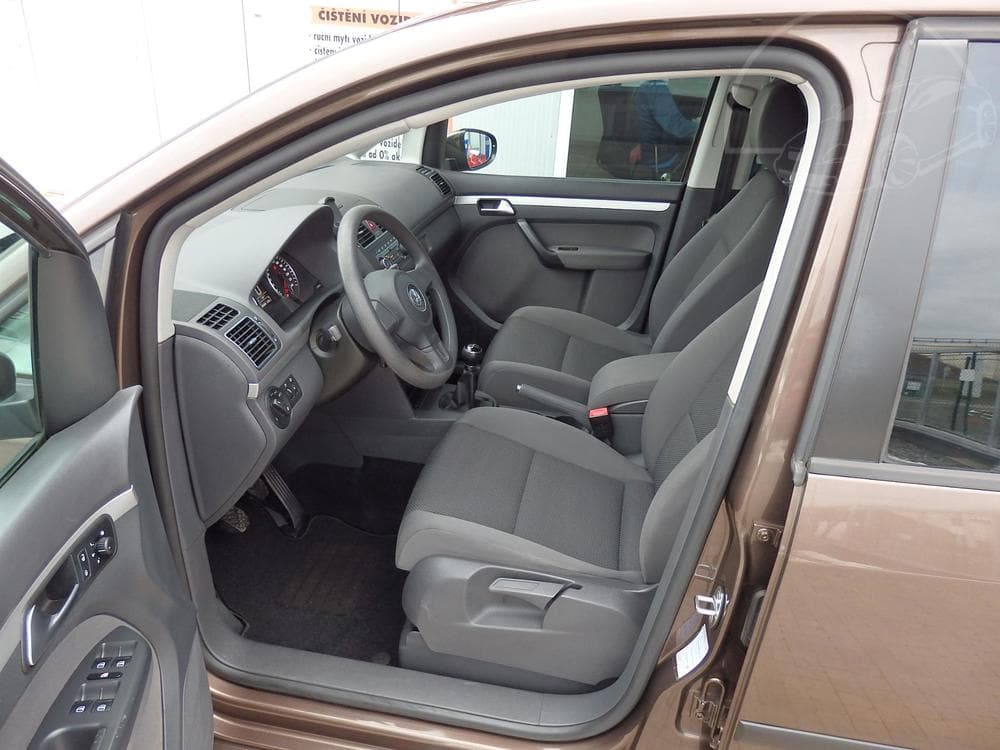 2011 Volkswagen TOURAN - 6