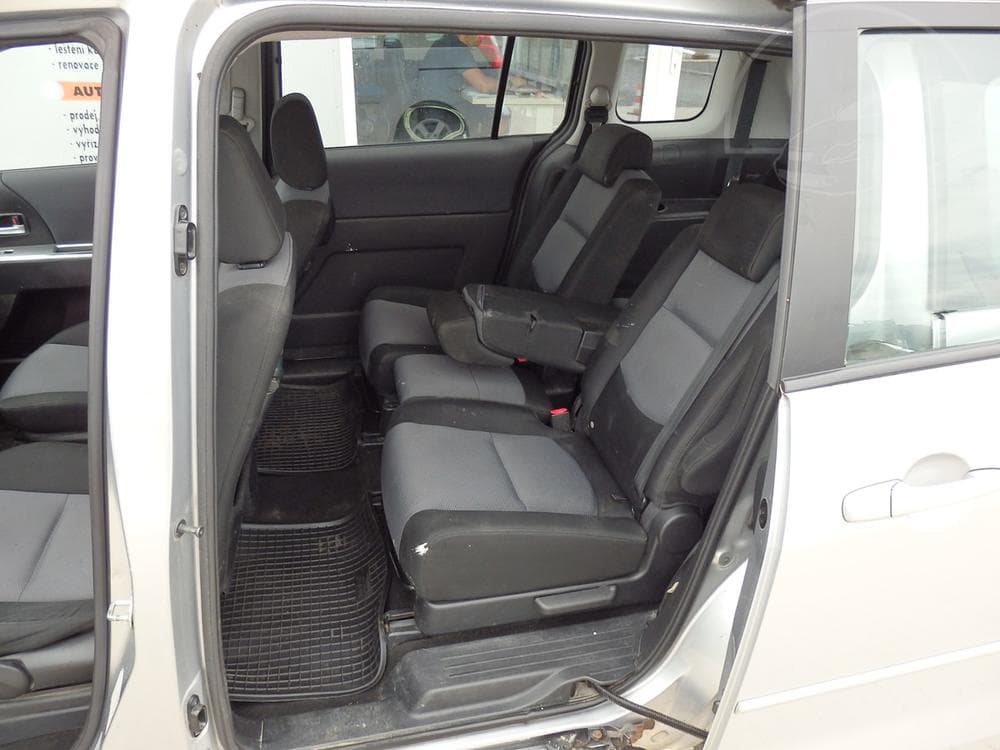 2007 Mazda 5 - 7