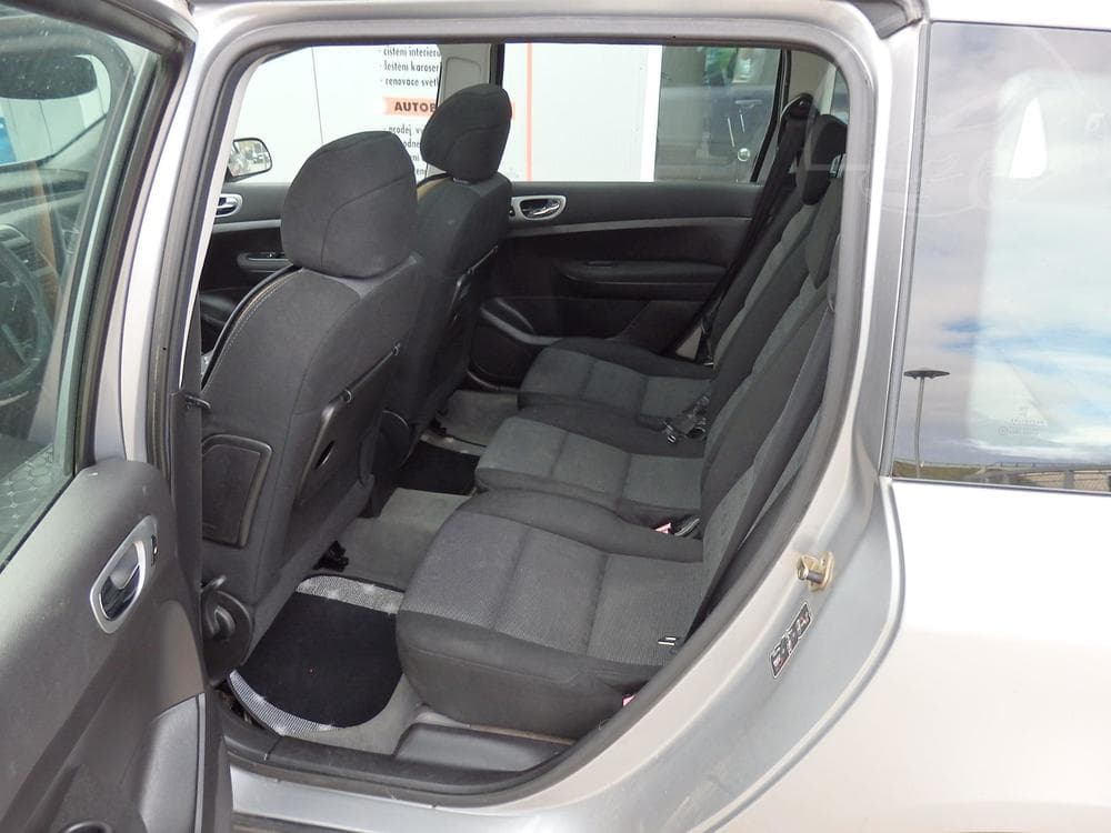 2004 Peugeot 307 - 7