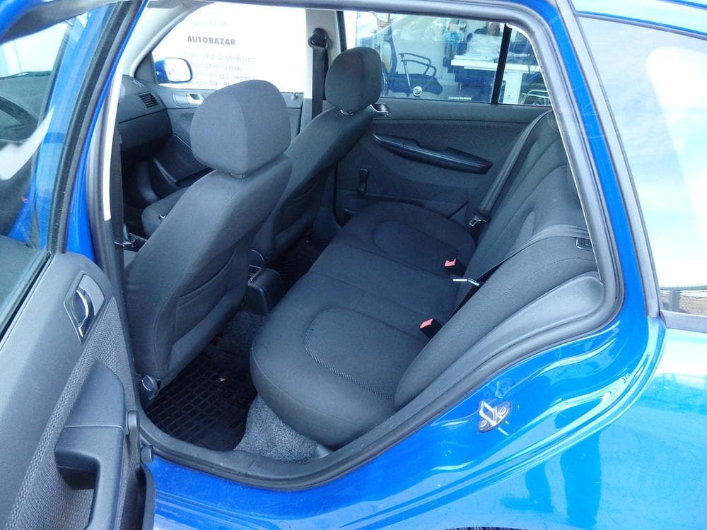 2007 Škoda FABIA - 13
