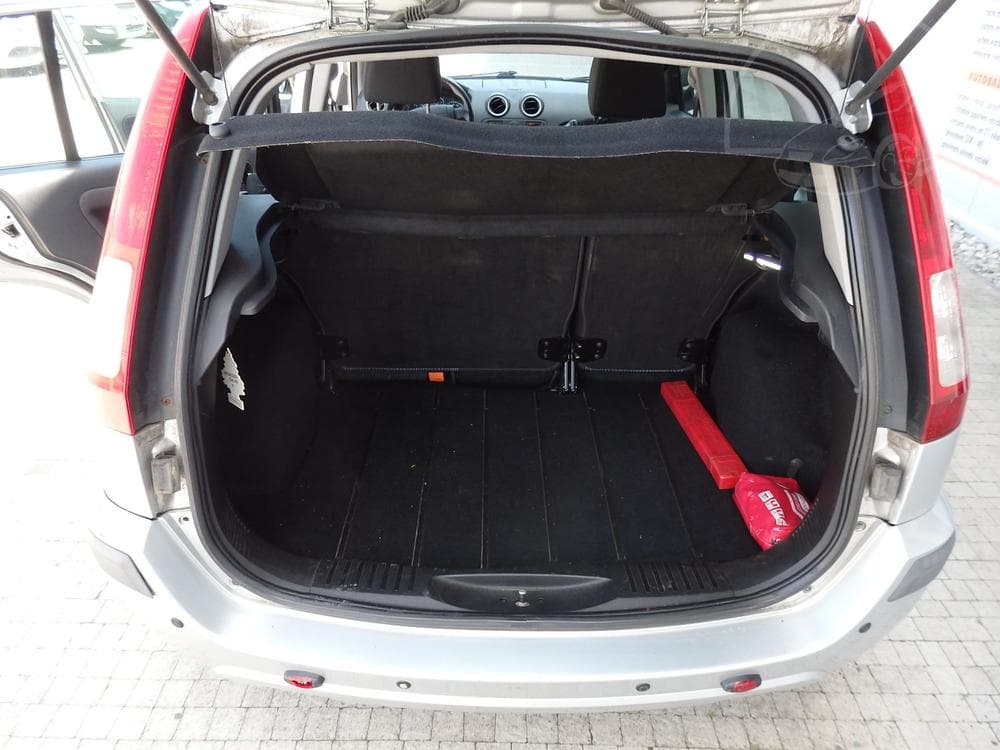 2006 Ford FUSION - 8