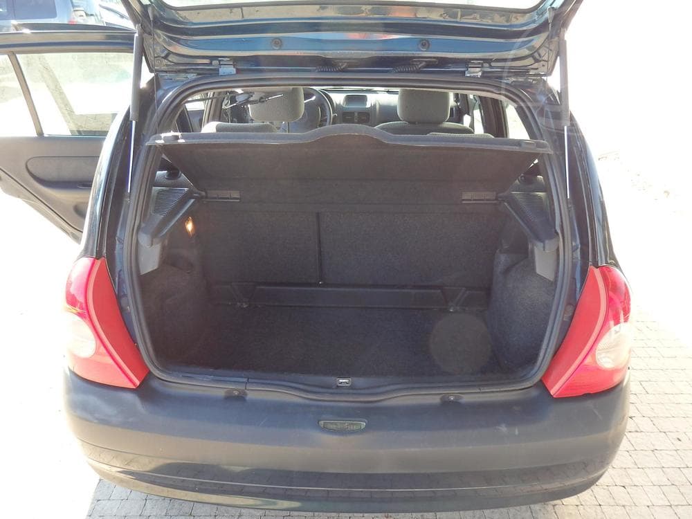 2005 Renault CLIO - 8