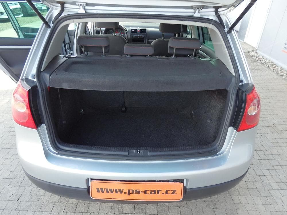 2006 Volkswagen GOLF - 8