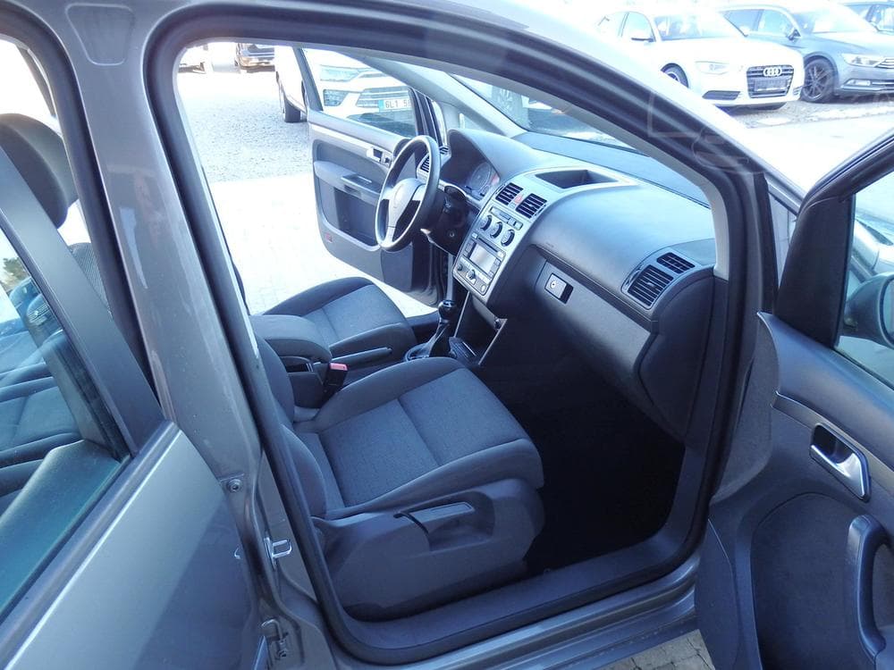 2008 Volkswagen TOURAN - 9