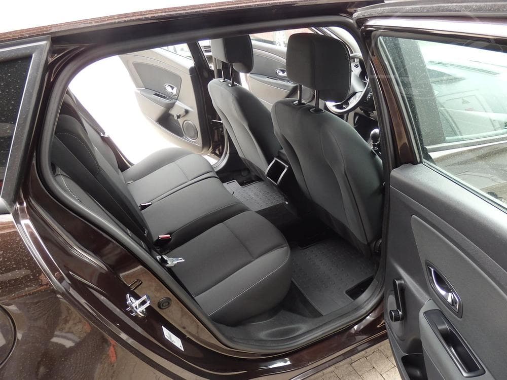 2014 Renault MEGANE - 9