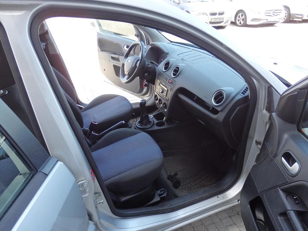 2006 Ford FUSION - 10