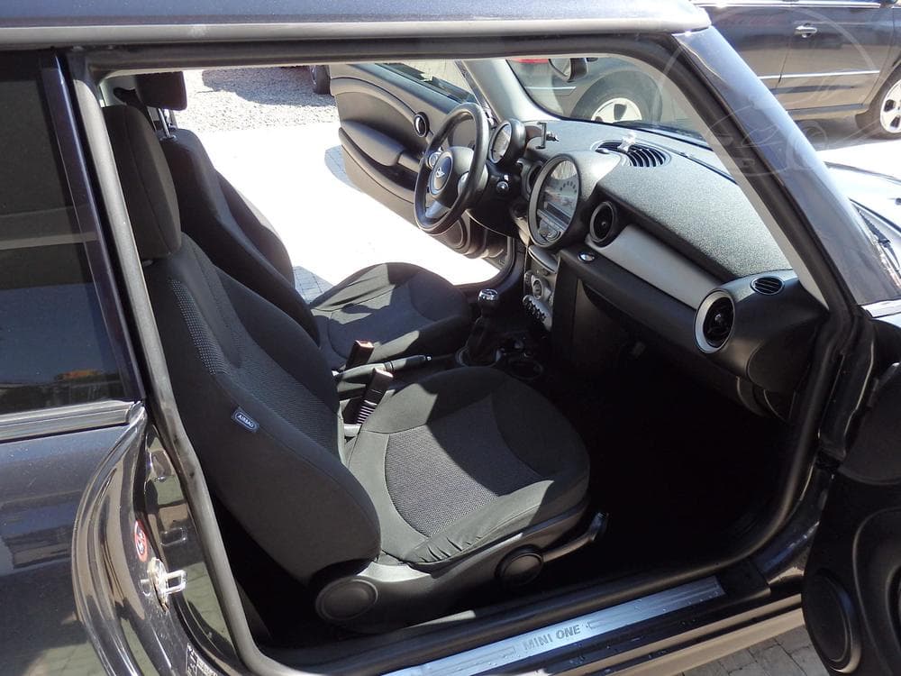 2008 Mini ONE - 10