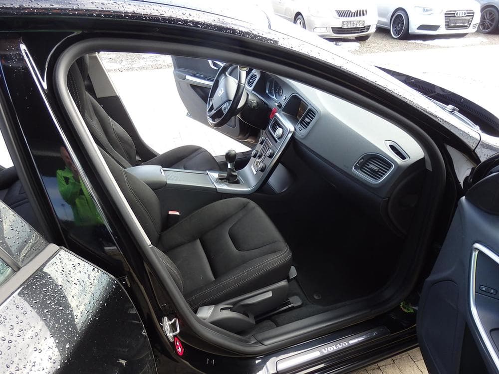 2013 Volvo V60 - 10