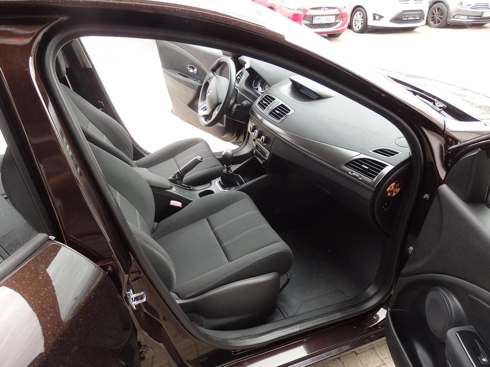 2014 Renault MEGANE - 10