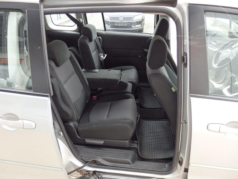 2007 Mazda 5 - 11