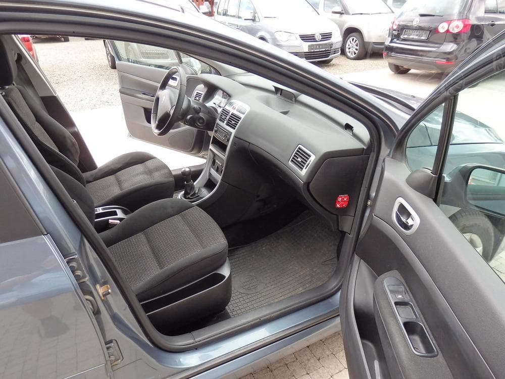 2007 Peugeot 307 - 11