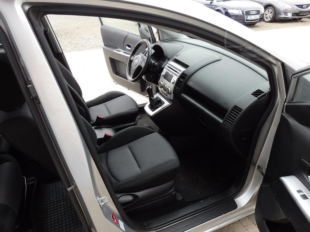 2007 Mazda 5 - 12