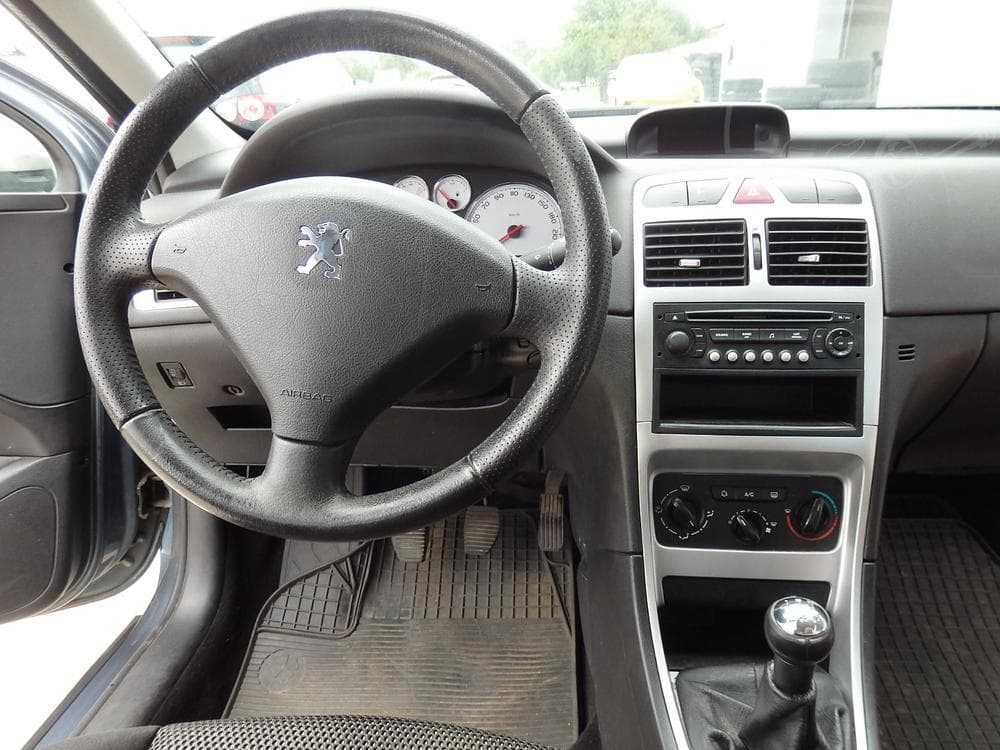 2007 Peugeot 307 - 12
