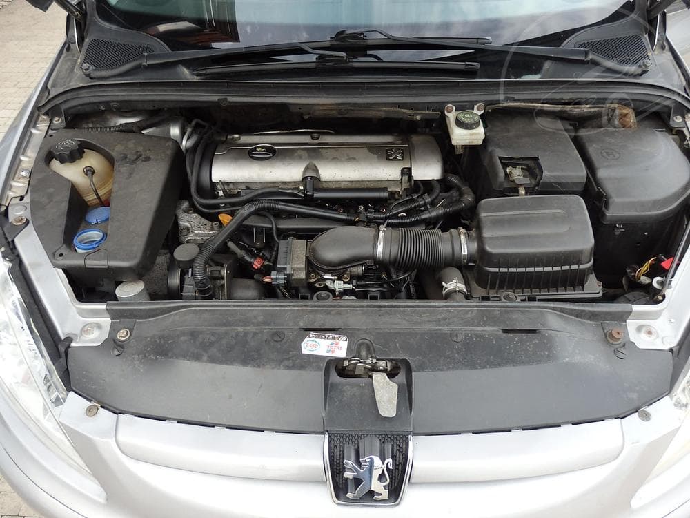 2004 Peugeot 307 - 12