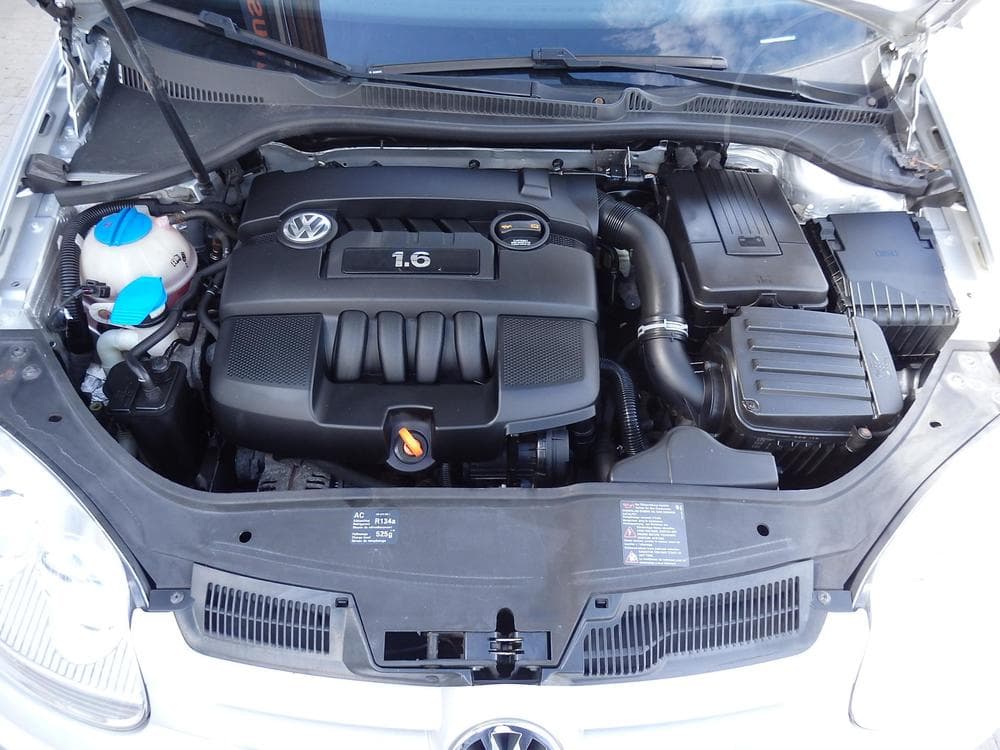 2006 Volkswagen GOLF - 12
