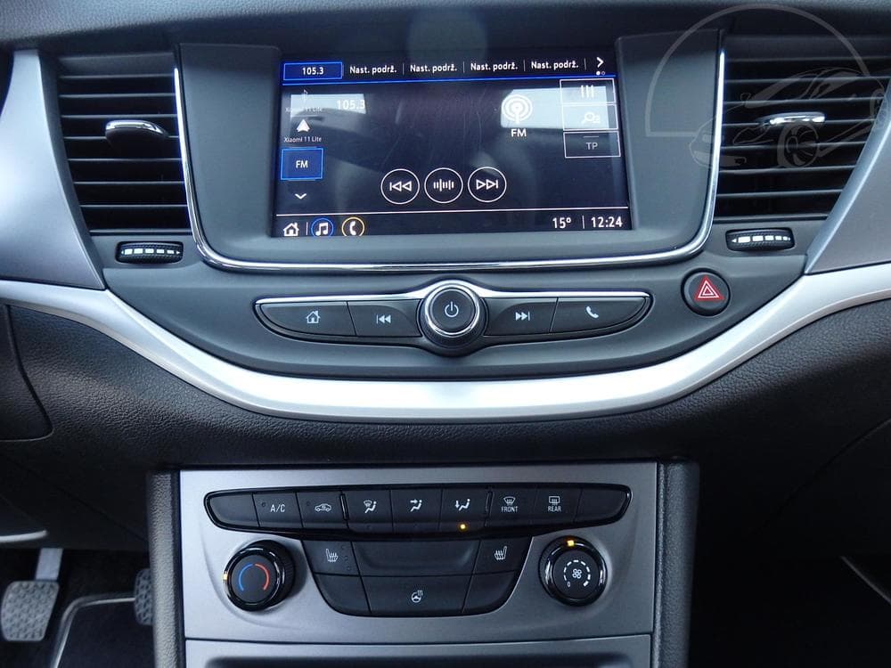 2020 Opel Astra - 13