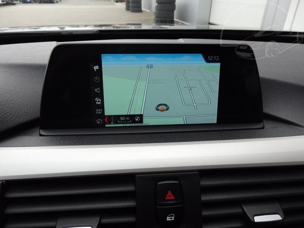 2018 BMW 3-Series - 15