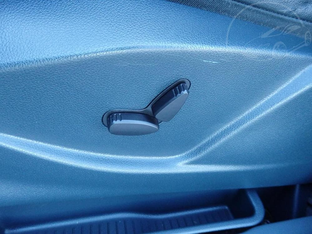 2013 Ford C-MAX - 16