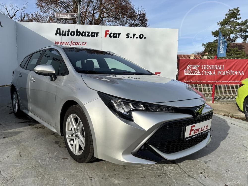 Toyota Corolla 1.2Turbo 85kW Alu kola!