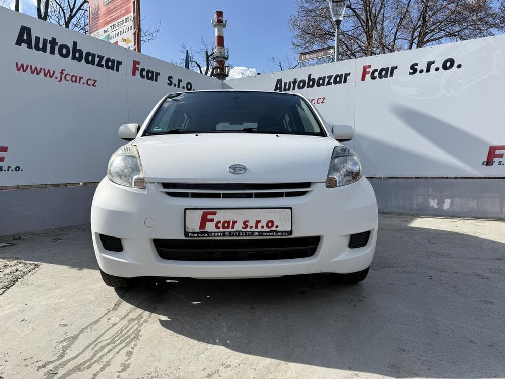 2010 Daihatsu SIRION - 2