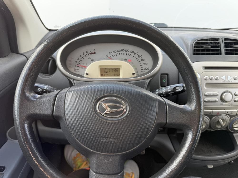 2010 Daihatsu SIRION - 19