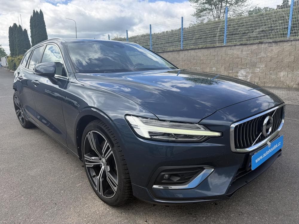 2020 Volvo V60 - 7