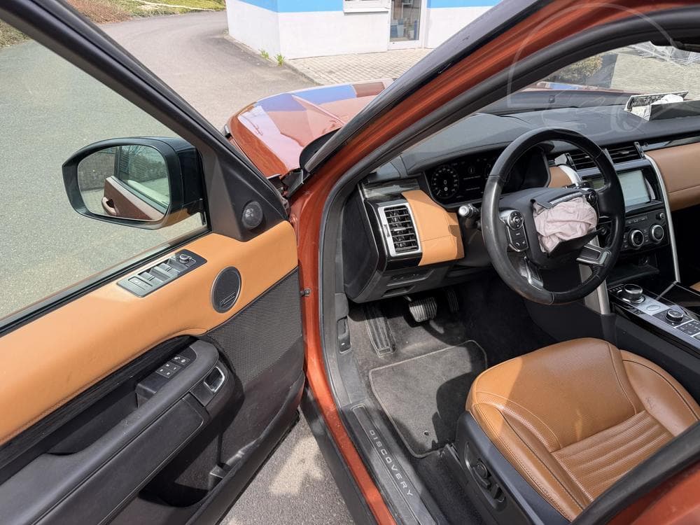 2018 Land Rover DISCOVERY - 41
