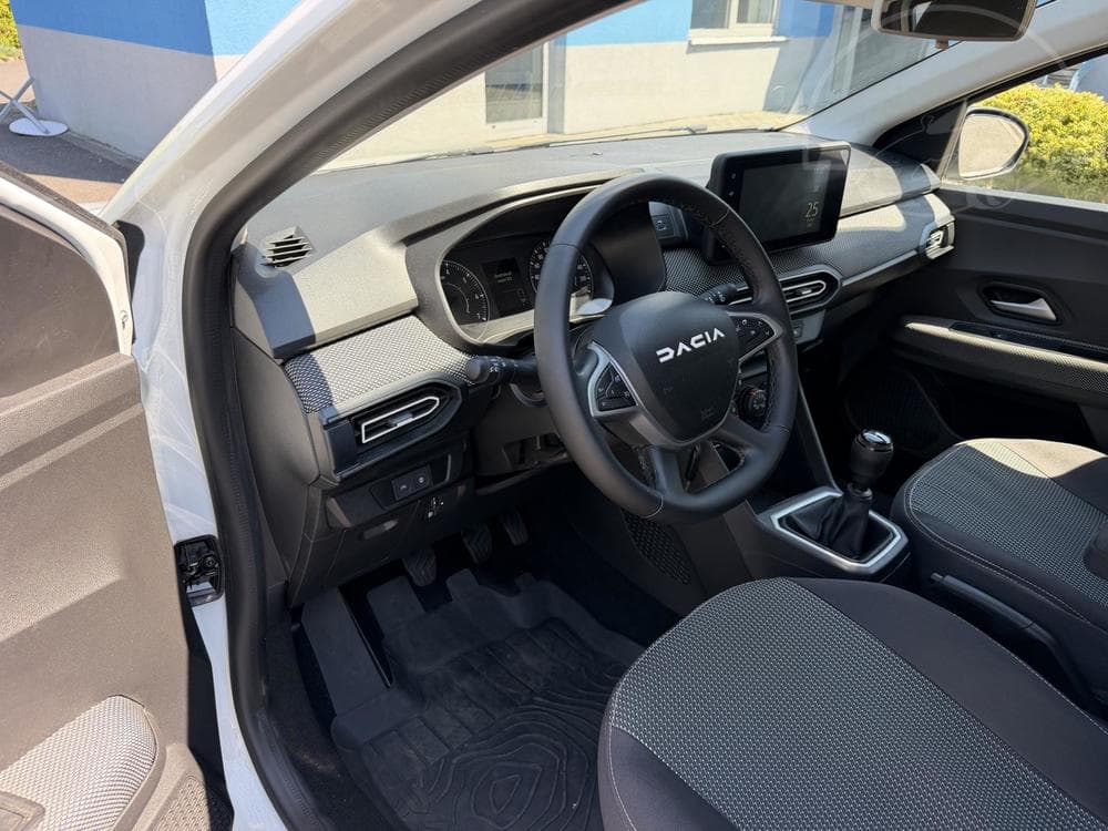 2025 Dacia SANDERO - 11