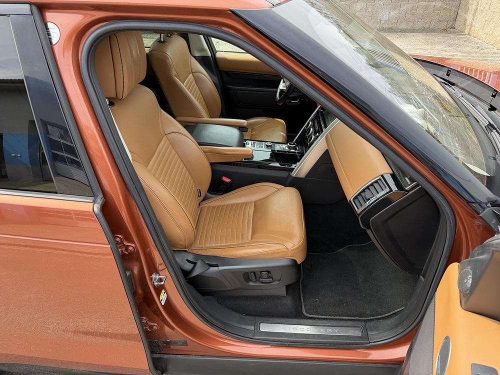 2018 Land Rover DISCOVERY - 57