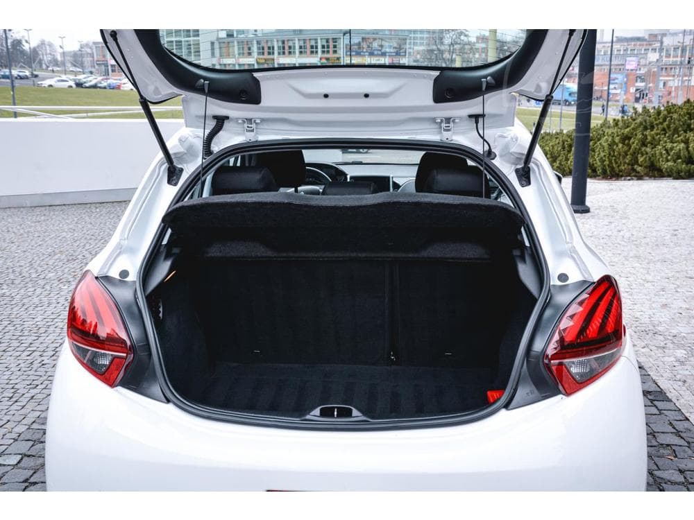 2019 Peugeot 208 - 14