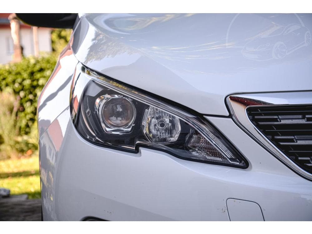 Peugeot 308 - 40