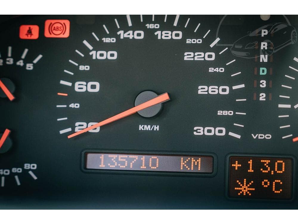 1992 Porsche 928 - 46