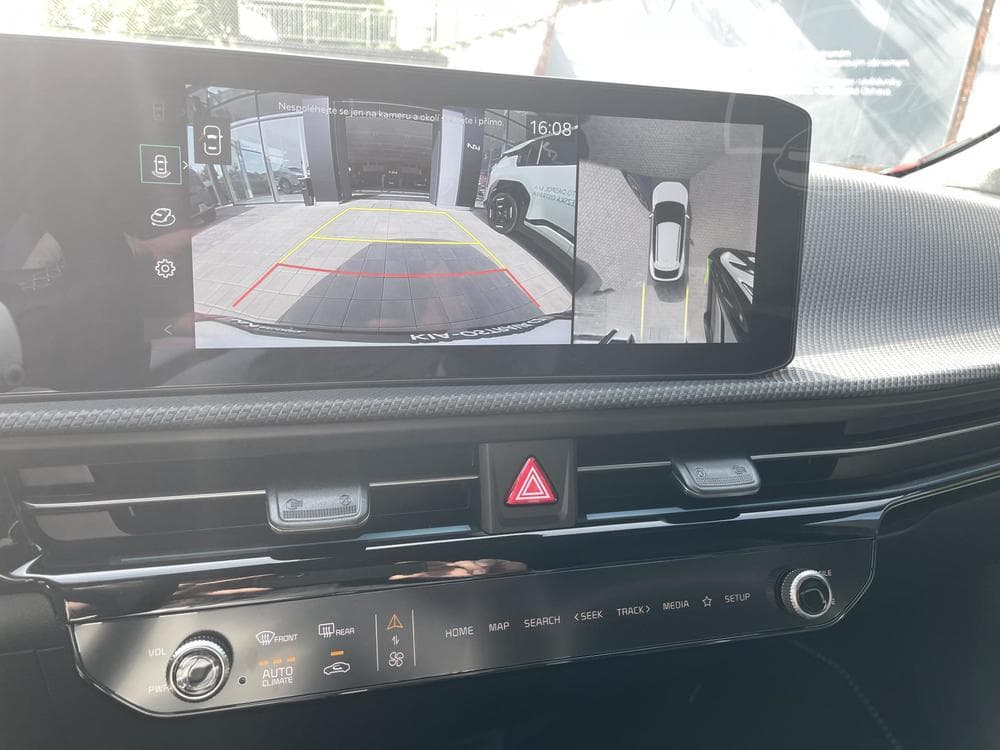 2025 Kia EV6 - 17