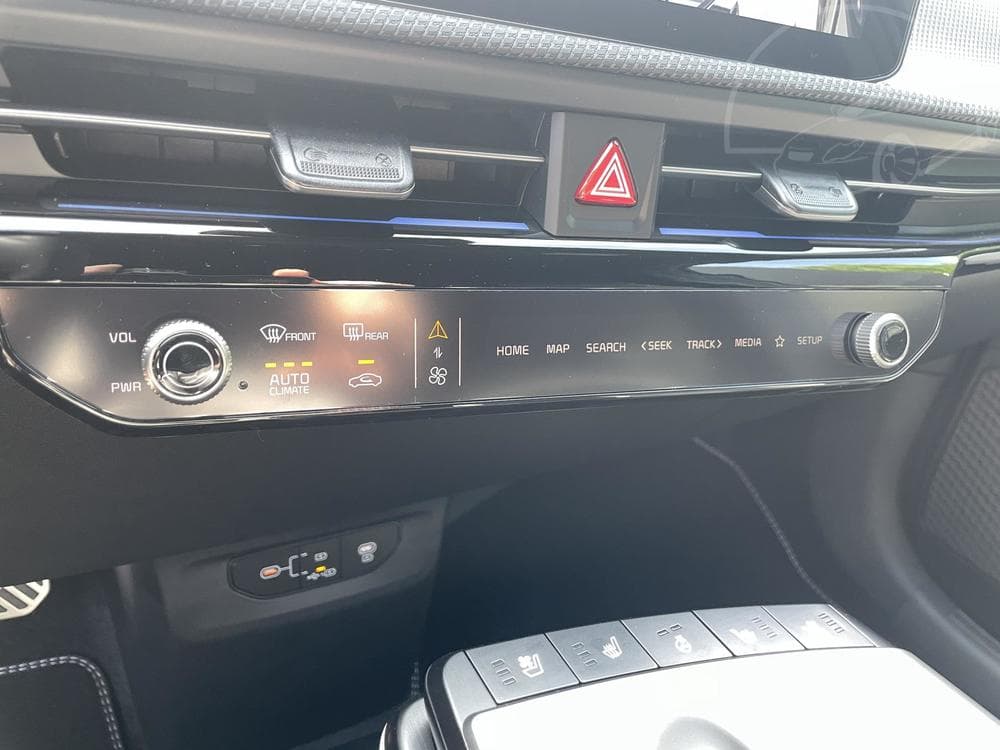 2025 Kia EV6 - 18