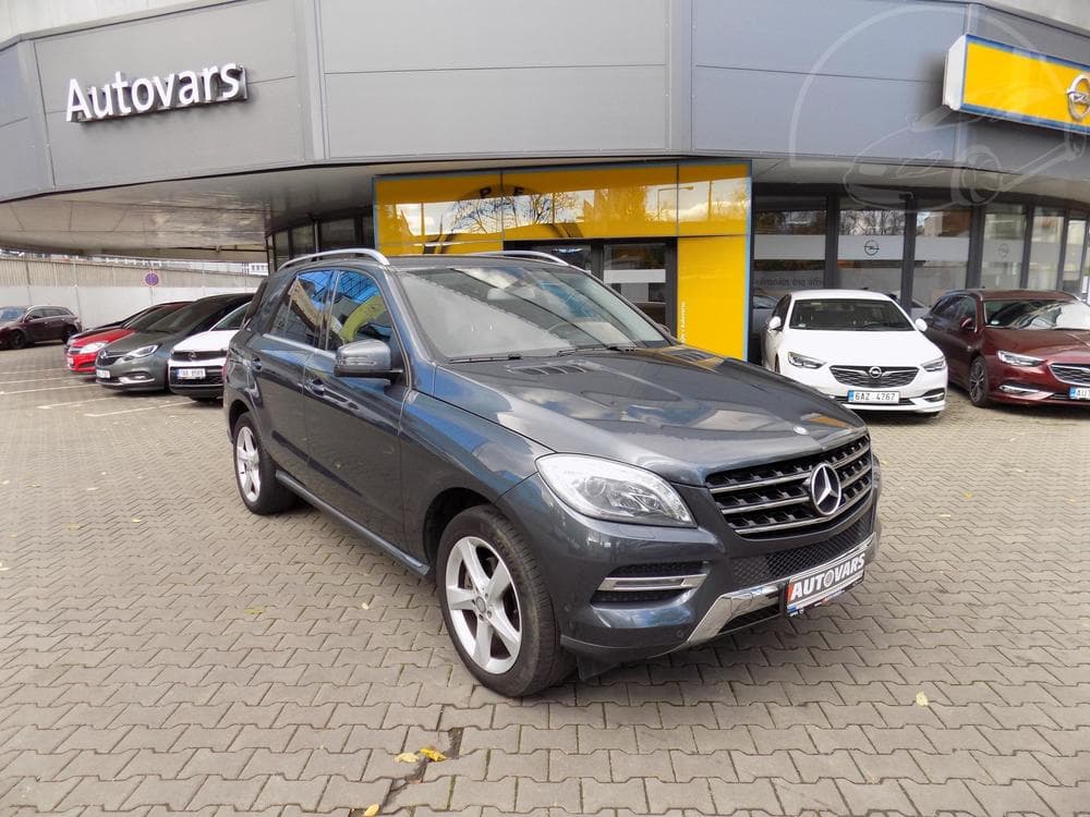 Mercedes-Benz M 350 CDI 4 Matic