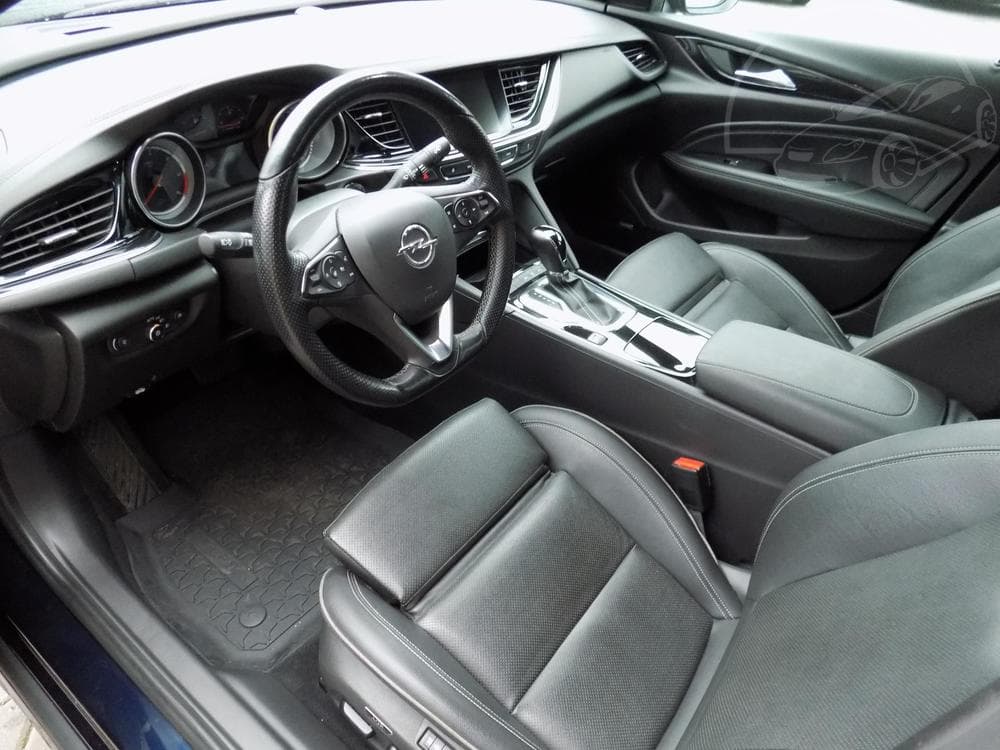 2018 Opel Insignia - 9