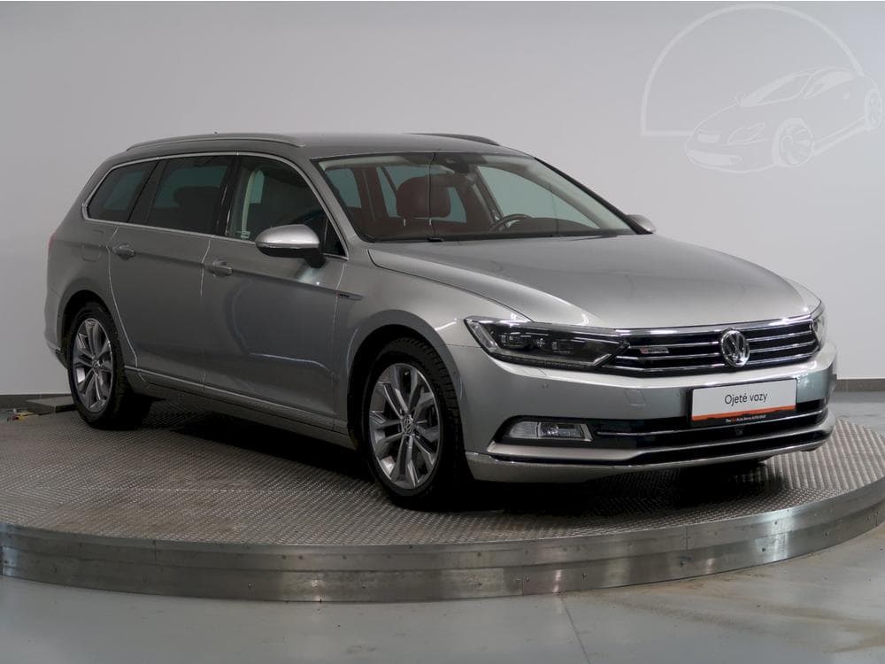 2016 Volkswagen Passat - 6