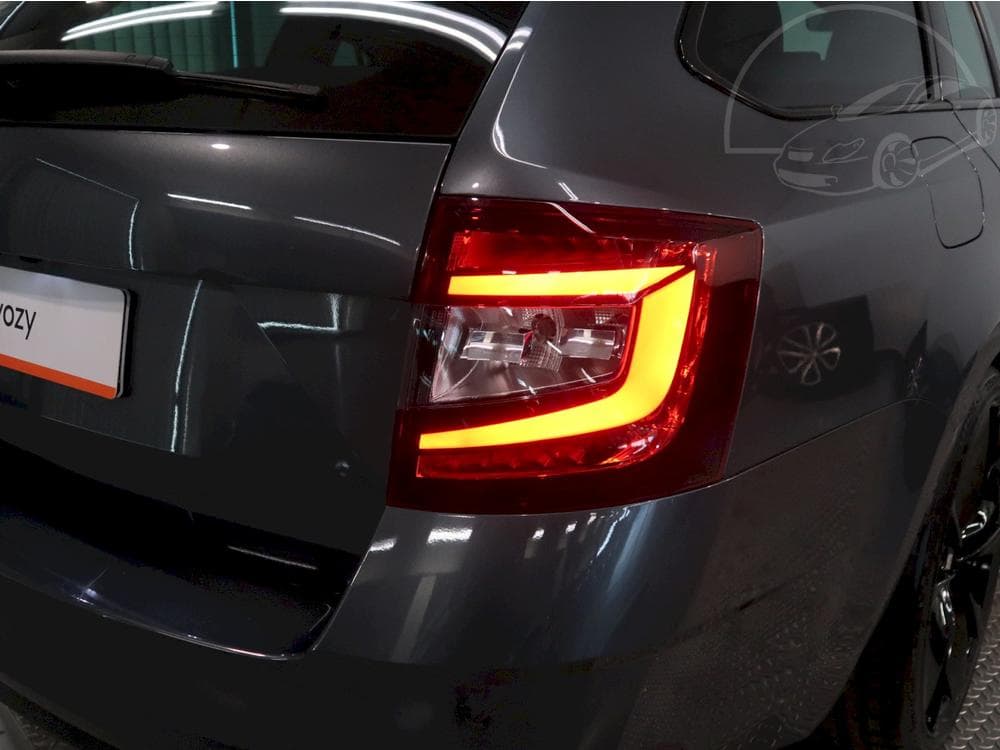 2020 Škoda OCTAVIA - 11