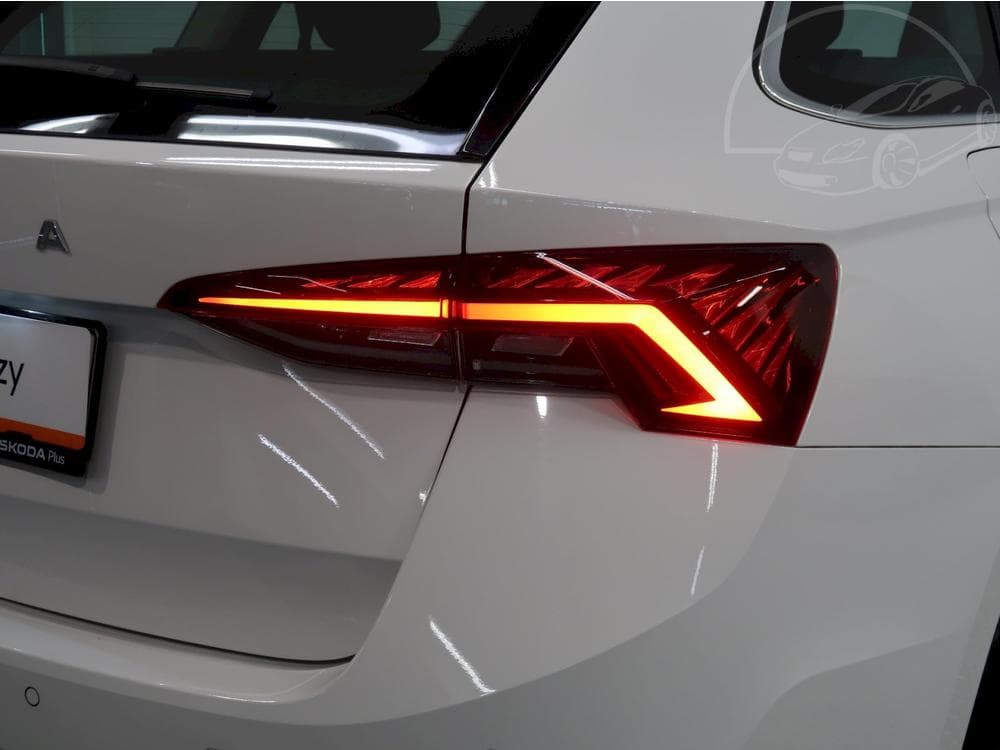 2022 Škoda OCTAVIA - 11