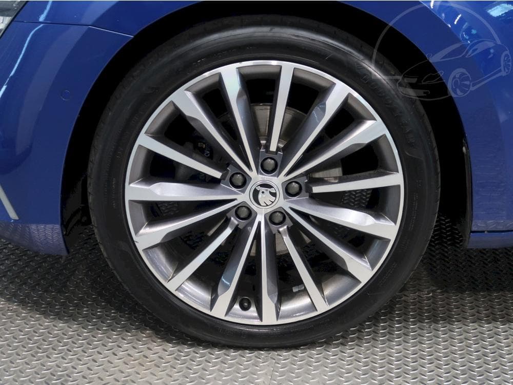 2022 Škoda SUPERB - 12
