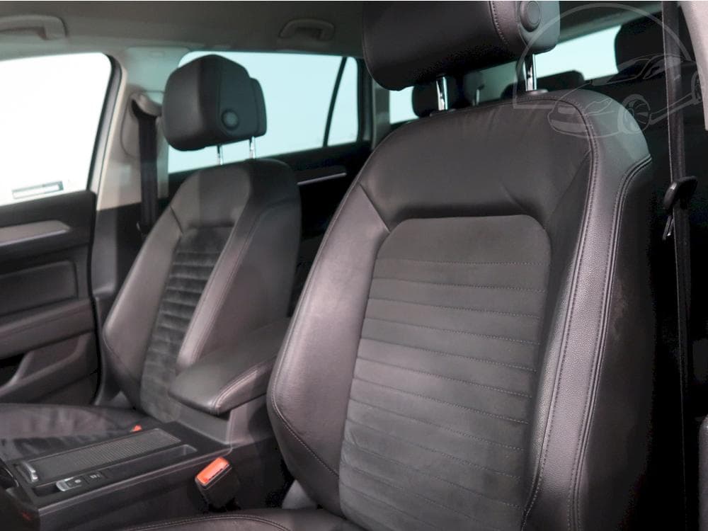 2016 Volkswagen Passat - 15