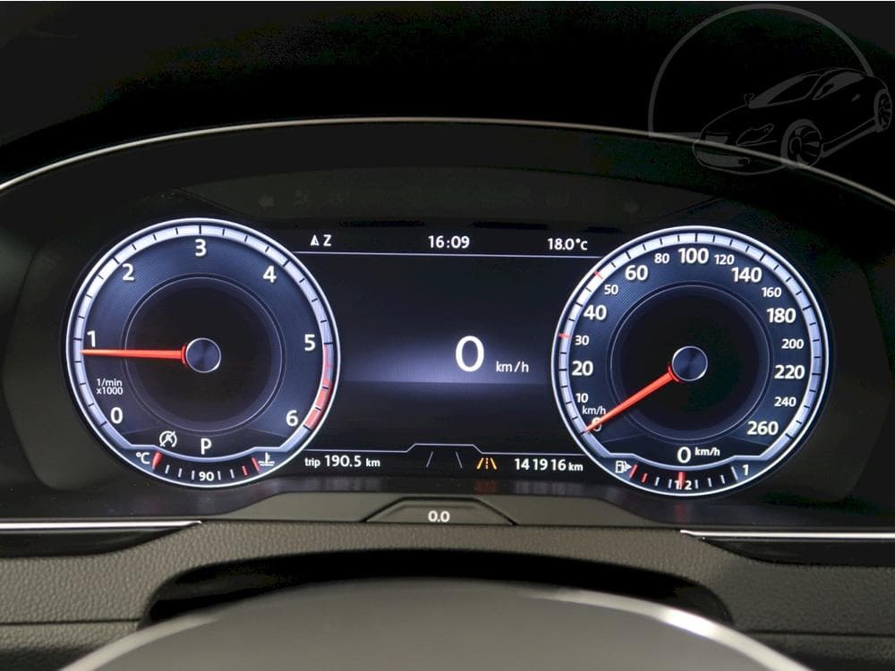 2016 Volkswagen Passat - 18