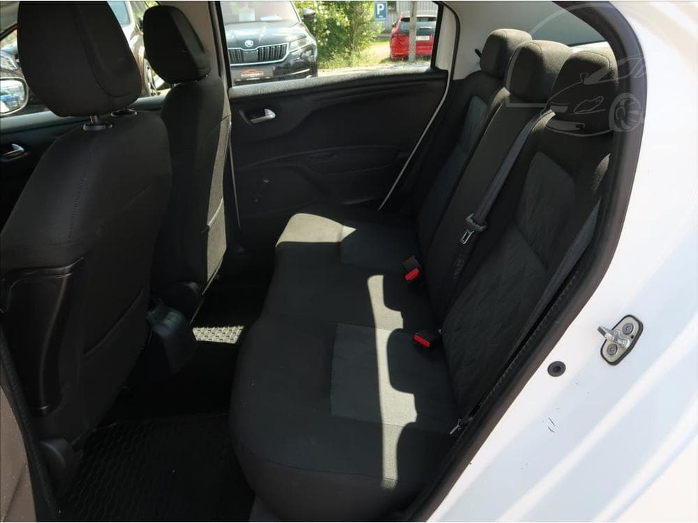 2018 Citroen C-ELYSEE - 16
