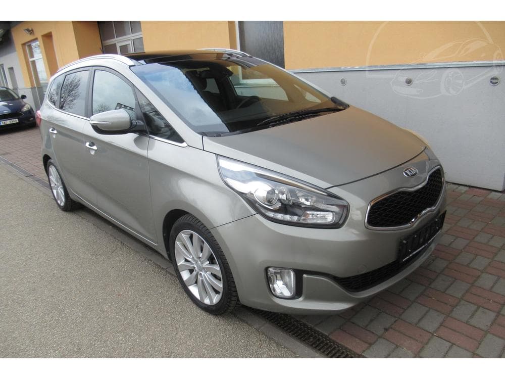 2013 Kia CARENS